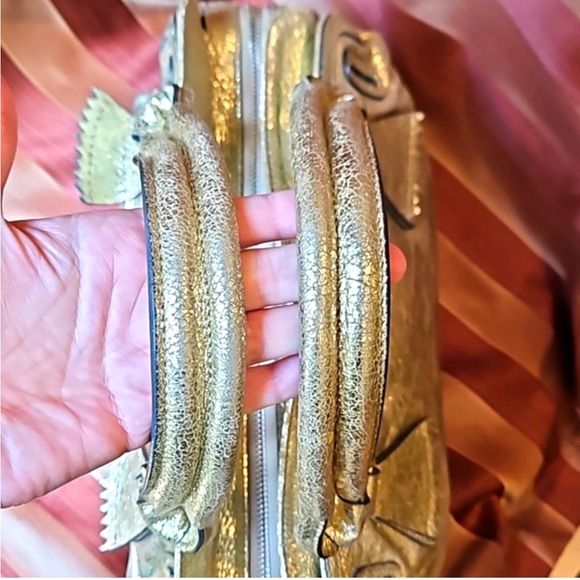 NWT CHLOÉ Elvire Cinkled Gold Leaf Leather Handbag - Picture 11 of 14